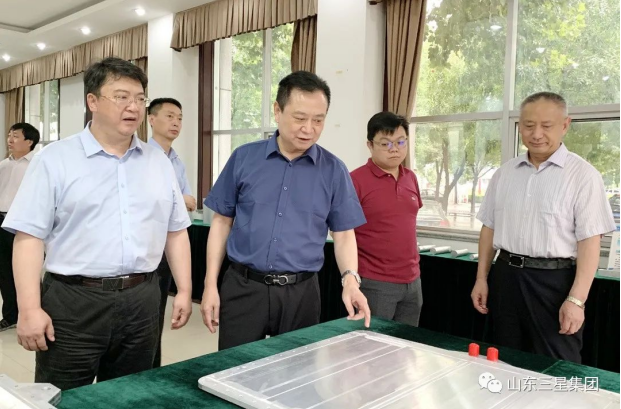 中國信達(dá)資產(chǎn)管理股份有限公司黨委副書記、總裁張衛(wèi)東一行來山東三星集團(tuán)參觀調(diào)研