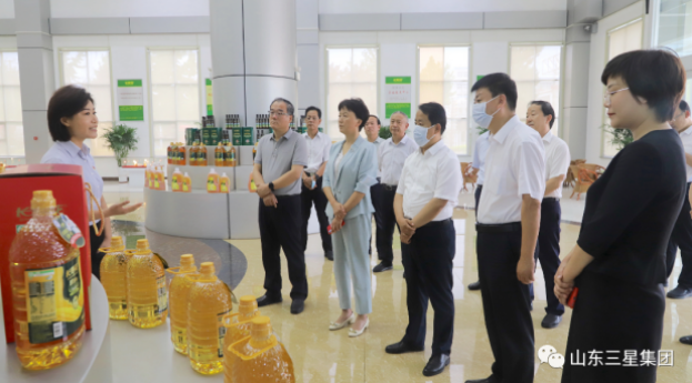 山東省糧食和物資儲備局黨組書記、局長王偉華來山東三星集團調研