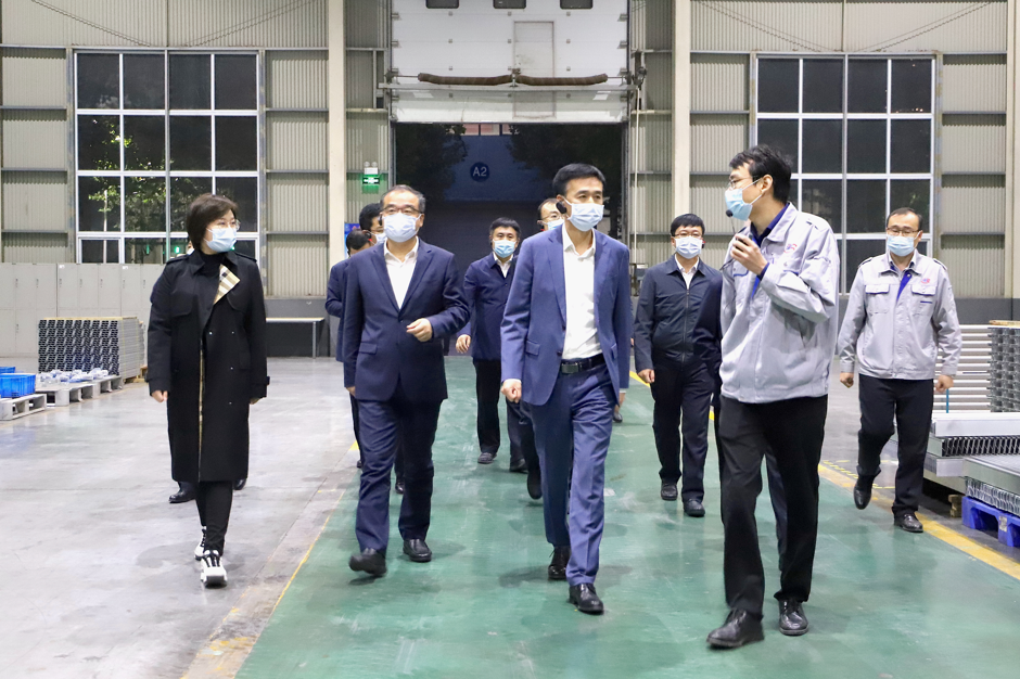 濱州市委副書記、市長李春田一行來山東三星集團調(diào)研