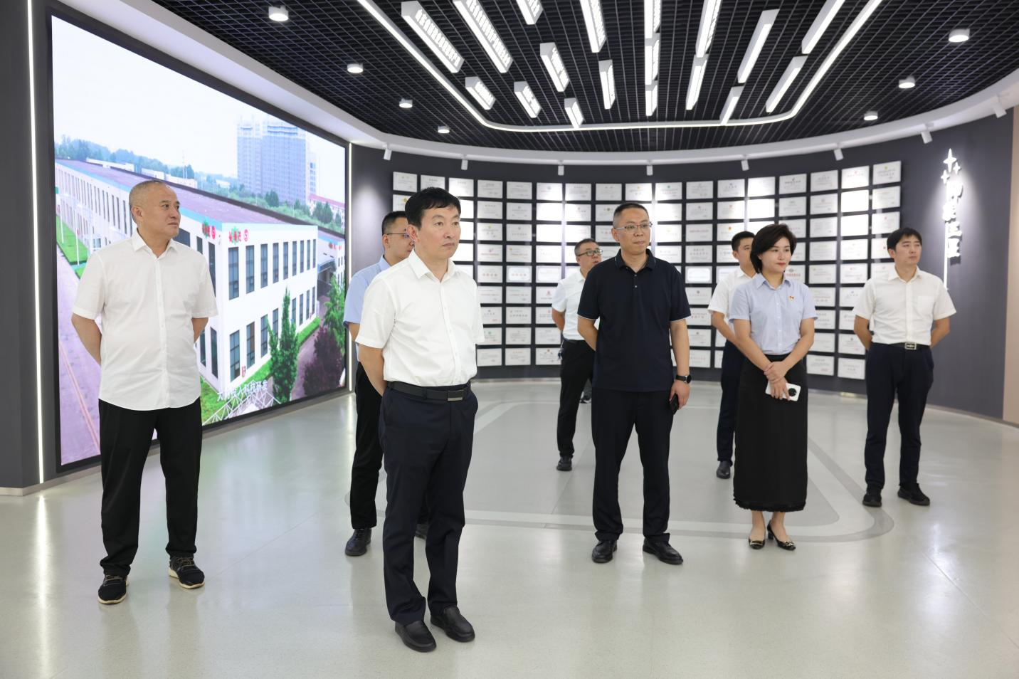 山東農(nóng)擔(dān)公司調(diào)研組來山東三星集團調(diào)研