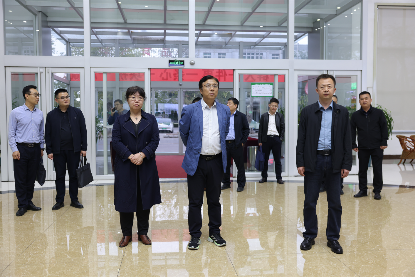 省市場監(jiān)管局促進(jìn)處、濟(jì)南商標(biāo)協(xié)查中心一行來山東三星集團(tuán)調(diào)研