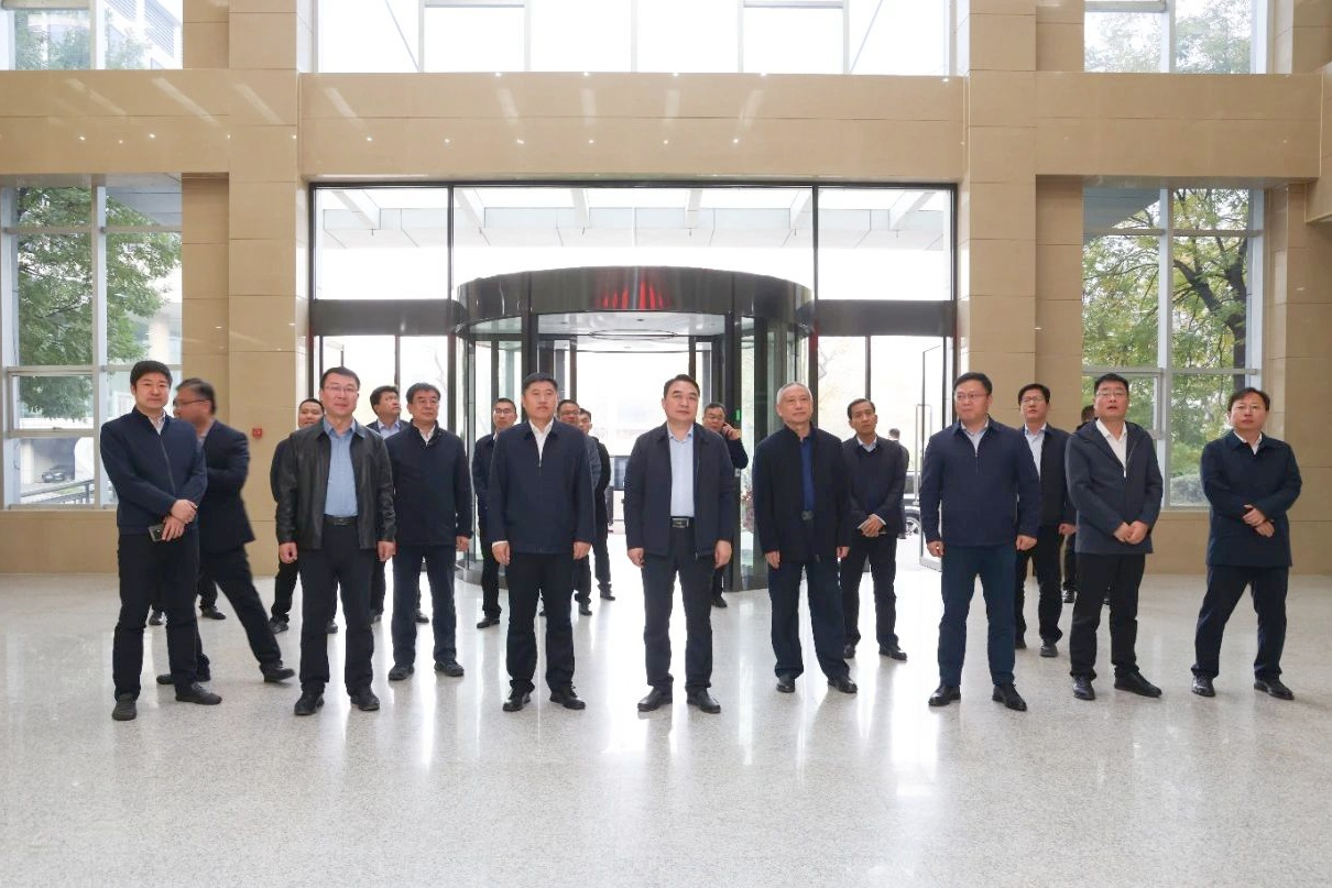 惠民縣委副書記王斌帶隊來山東三星集團(tuán)考察學(xué)習(xí)鄉(xiāng)村振興工作