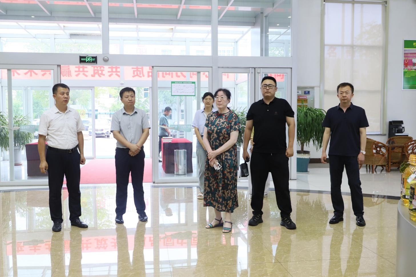 中國(guó)縣域經(jīng)濟(jì)報(bào)來山東三星集團(tuán)調(diào)研